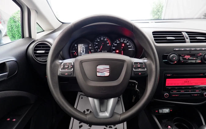 Seat Leon cena 24900 przebieg: 175000, rok produkcji 2011 z Woźniki małe 277